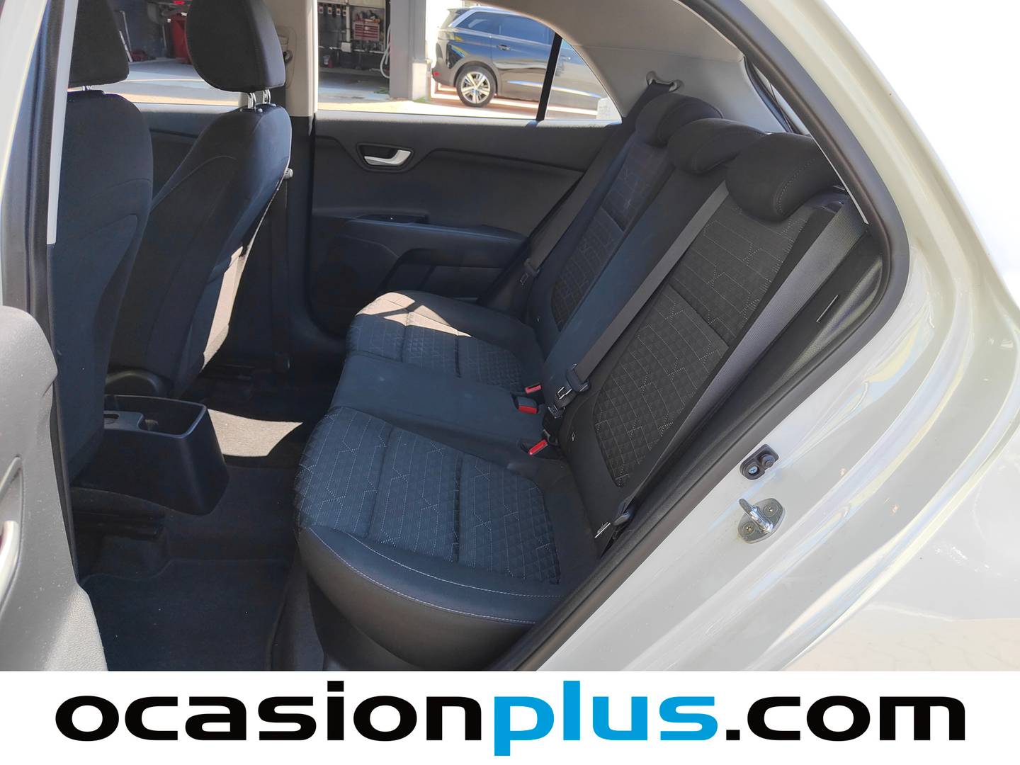 Foto asientos traseros KIA Rio KIA Rio 1.2 DPi Concept (84 CV)