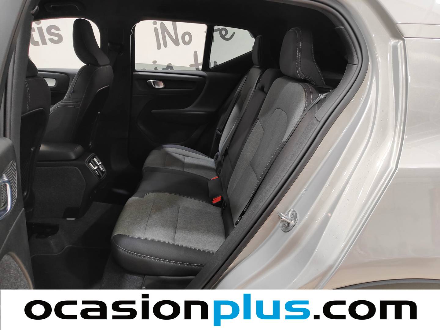 Foto asientos traseros Volvo XC40 Volvo XC40 B3 Gasolina Mild hybrid Core Auto (163 CV)