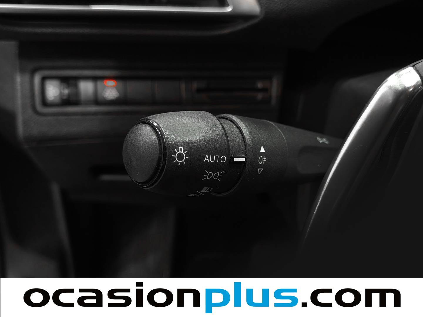 Foto Peugeot 3008 Peugeot 3008 1.5 BlueHDi S&S Active Pack EAT8 (130 CV)