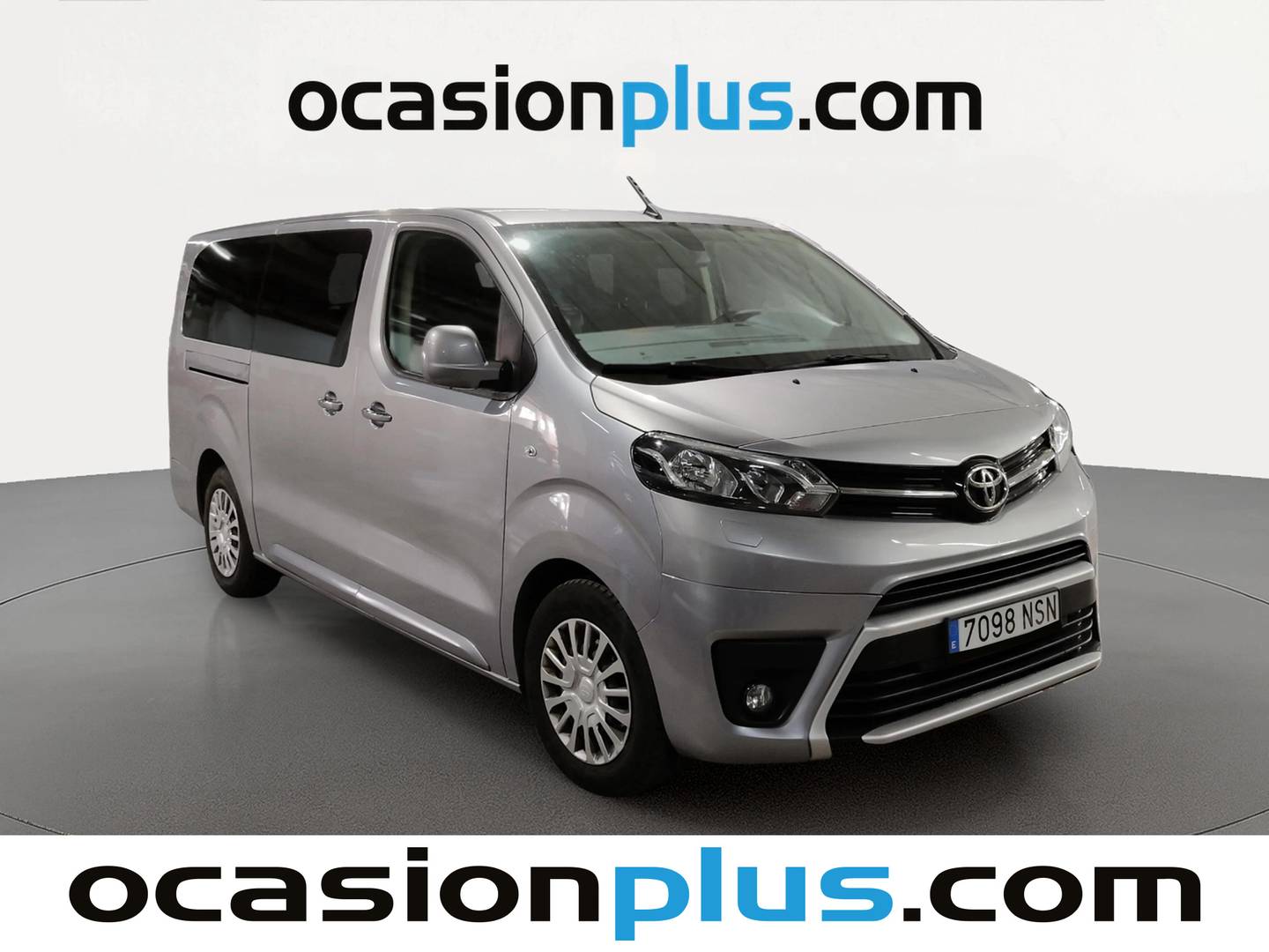 Foto delantera Toyota Proace Verso Toyota Proace Verso 1.5D Shuttle VX L2 (120 CV) derecha
