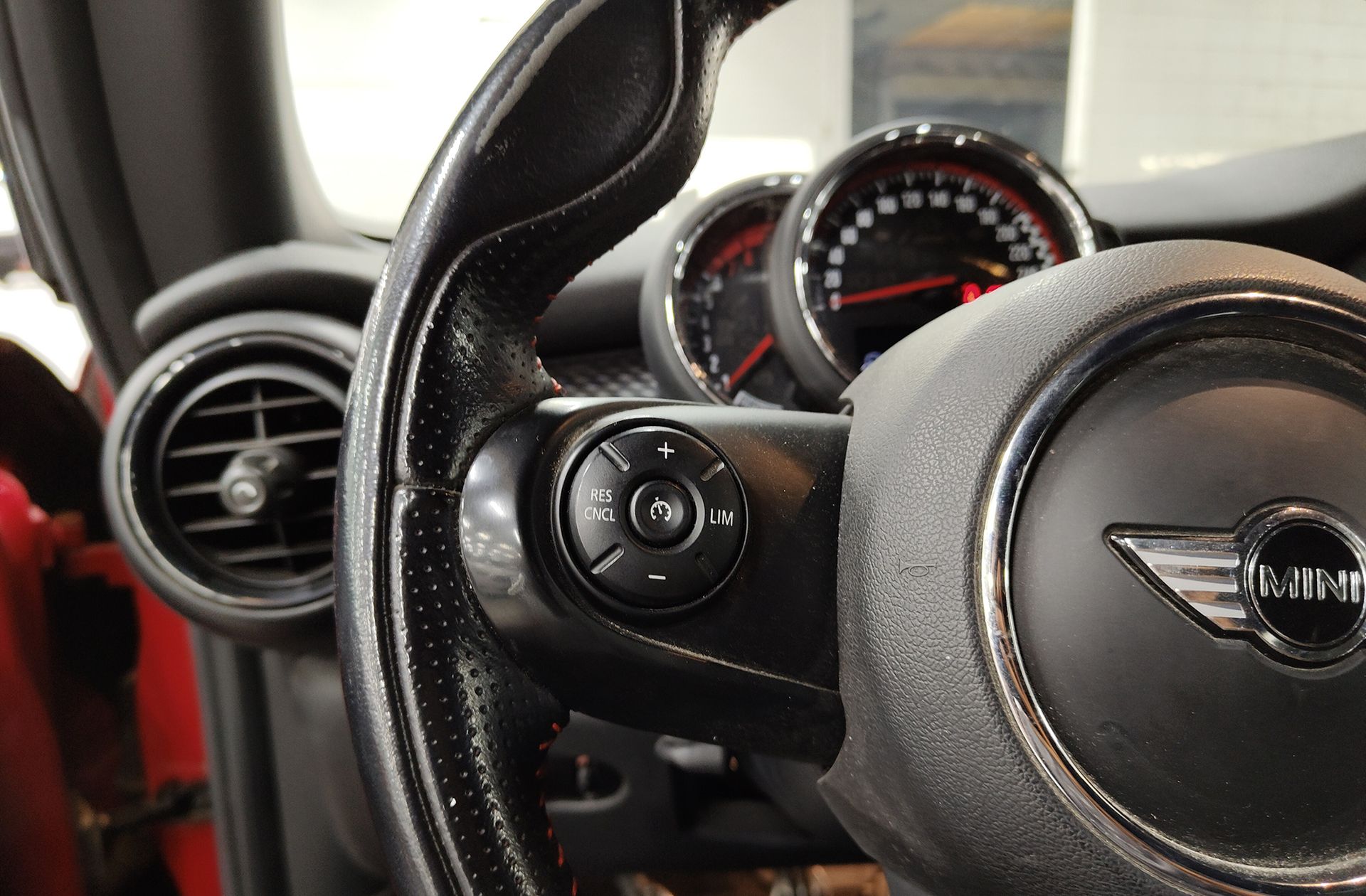 MINI Cooper John Cooper Works - foto 21