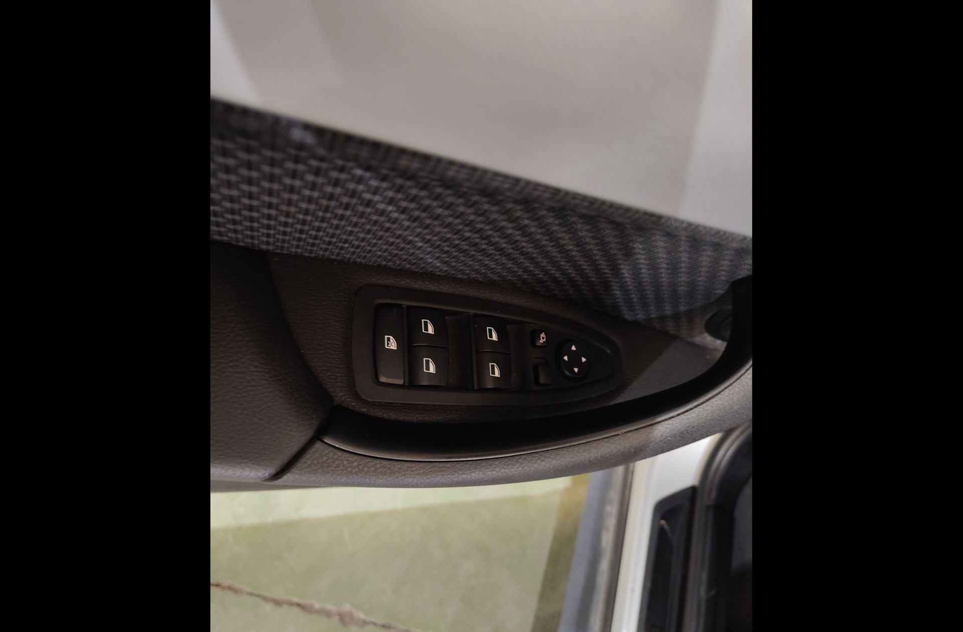 BMW X1 sDrive18d Business - foto 31