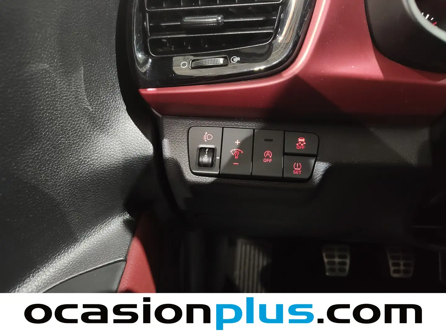 Foto KIA Rio Kia Rio 1.0 T-GDi MHEV iMT Drive Pack Sport (100 CV)