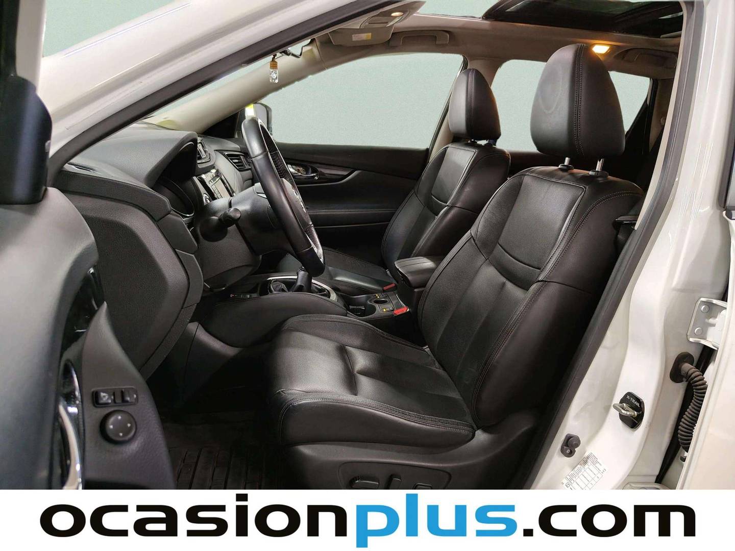 Foto asientos delanteros Nissan X-TRAIL Nissan X-Trail dCi 150 Tekna 4x2 (150 CV)