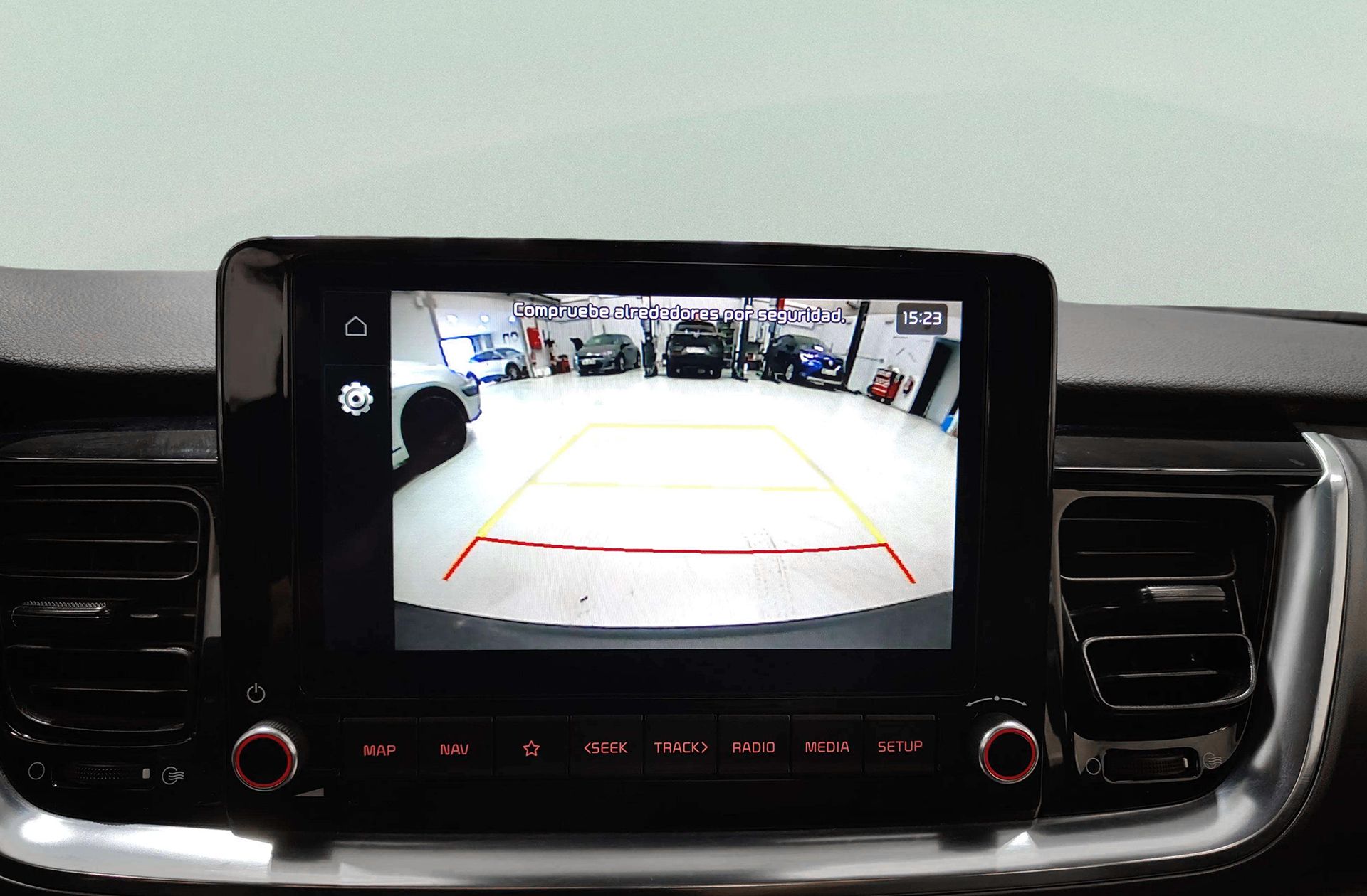 Kia Stonic 1.0 T-GDi Drive DCT - foto 8