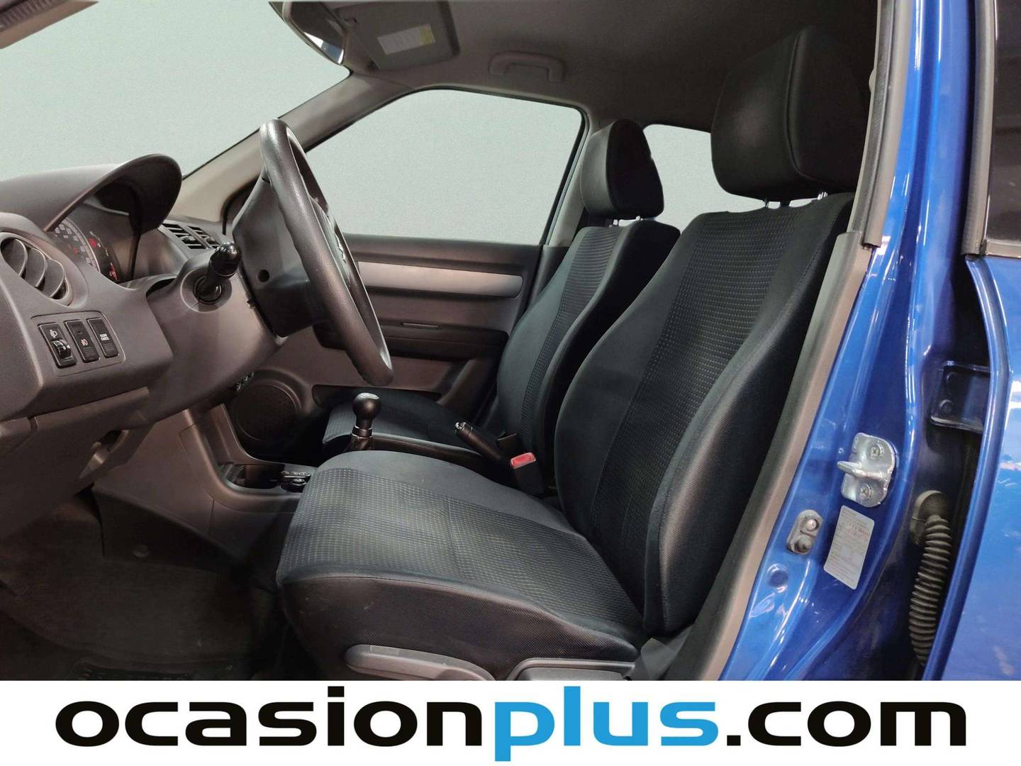 Foto asientos delanteros Suzuki Swift Suzuki Swift 1.3 GL (92 CV)
