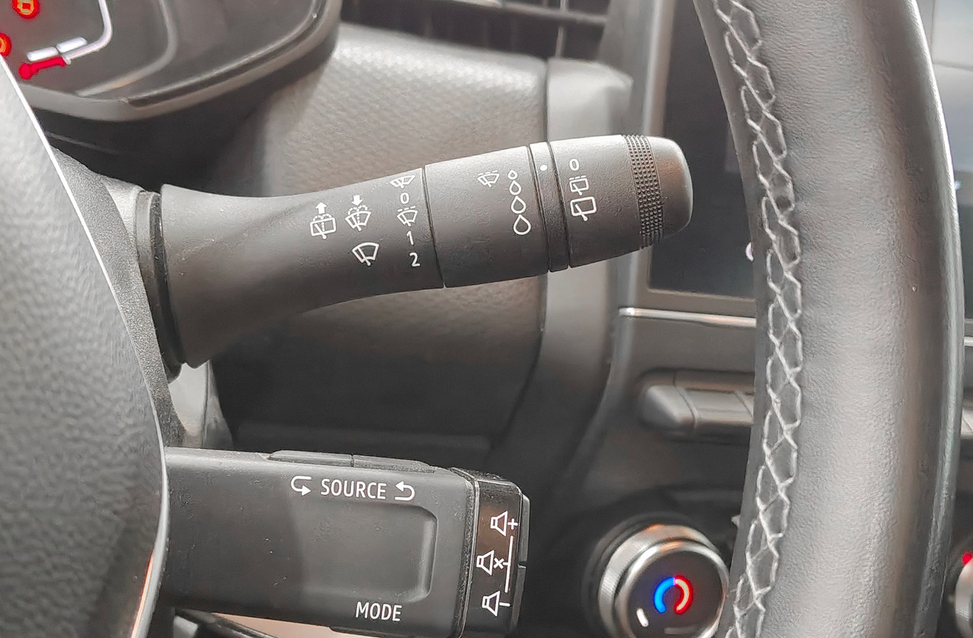 Renault Clio Intens E-Tech Híbrido - foto 32