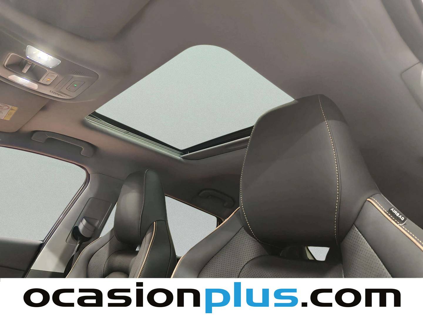 Extras y acabados del OMODA 5 Omoda 5 1.6 T-GDI Premium DCT (185 CV)