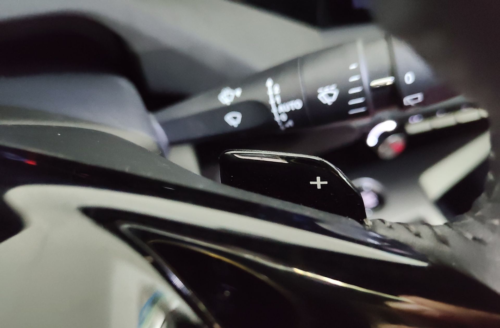 Peugeot 308 Allure Hybrid eDCS6 - foto 29
