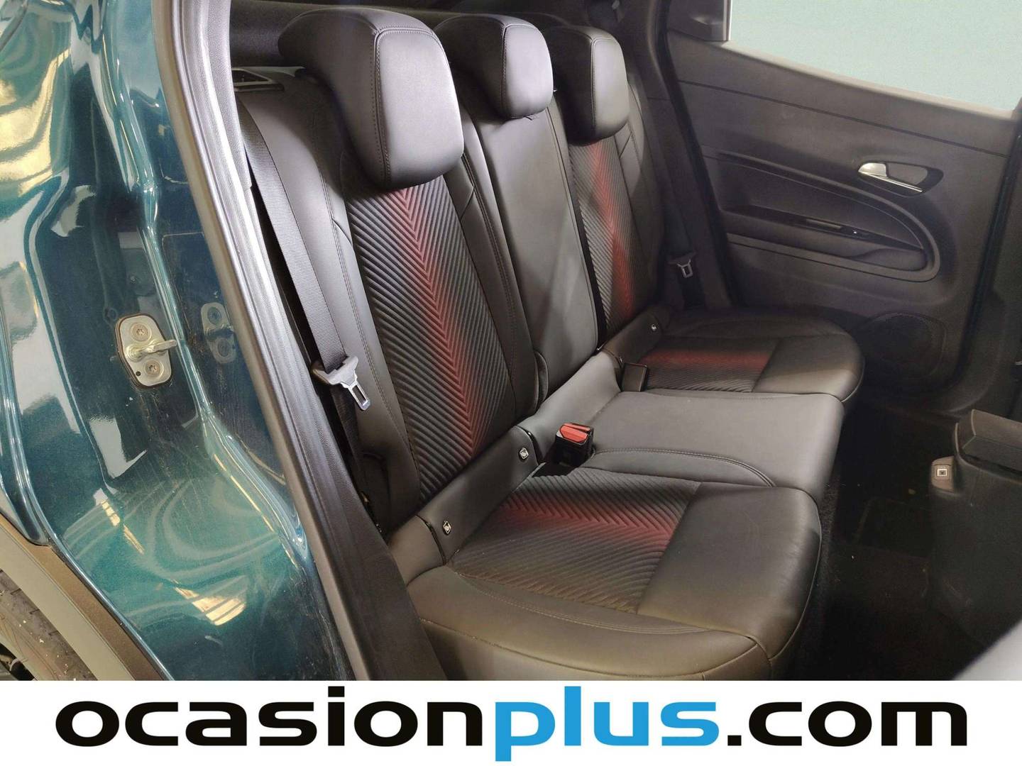 Foto Alfa Romeo Junior Alfa Romeo Junior 1.2 Ibrida Speciale Auto (136 CV)