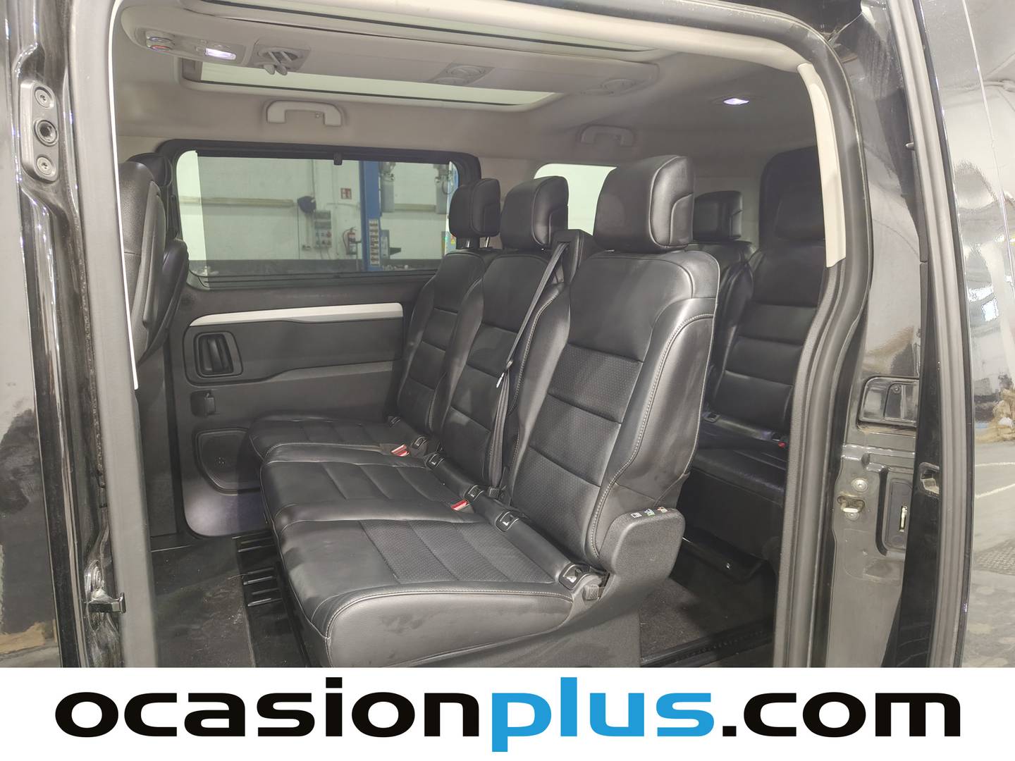 Foto asientos traseros Peugeot Traveller Peugeot Traveller 2.0 BlueHDi Allure Standard EAT6 (180 CV) 8 Plazas
