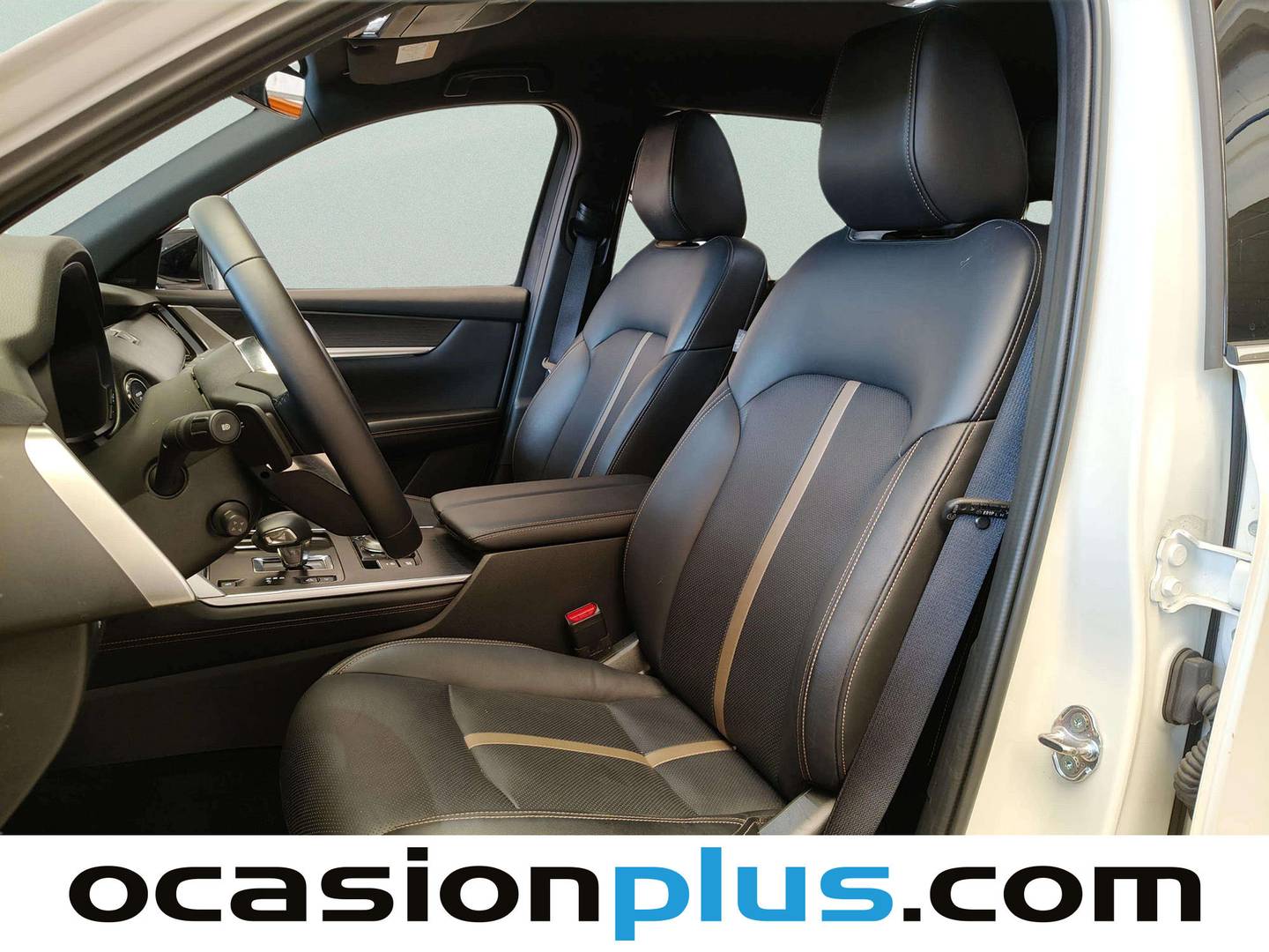 Foto asientos delanteros Mazda CX-80 Mazda CX-80 2.5 e-SKYACTIV PHEV Homura AWD  (327 CV)