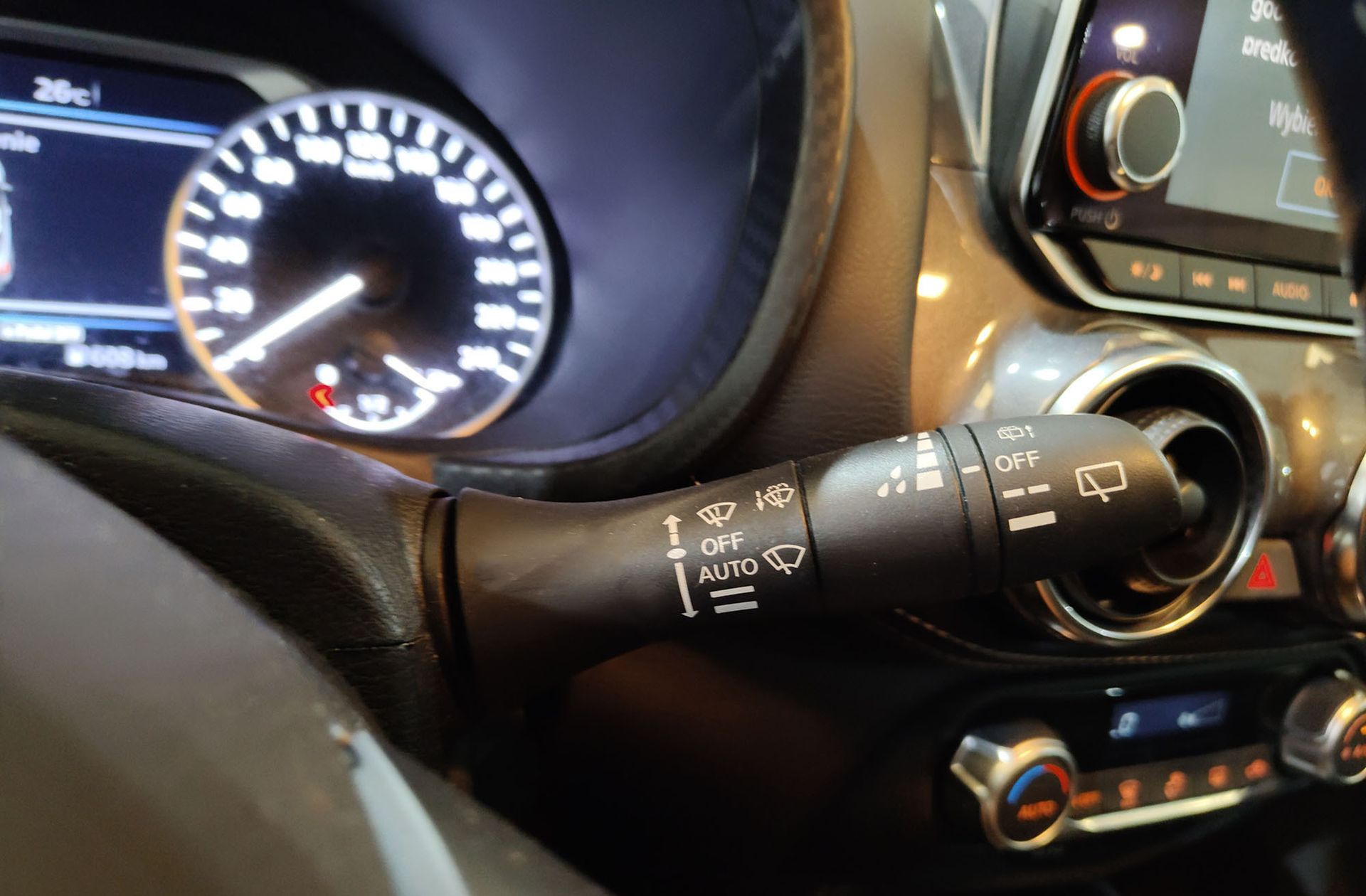 Nissan Juke 1.6 Hybrid N-Connecta - foto 26