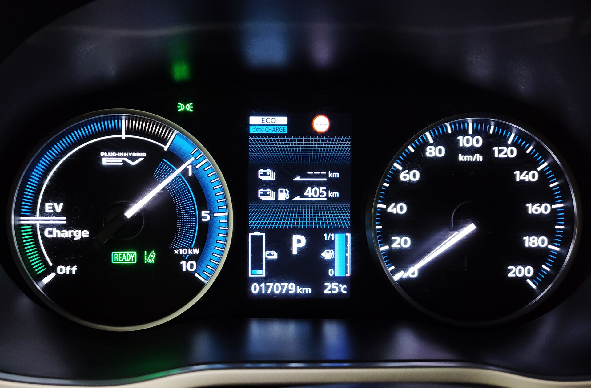 Mitsubishi Eclipse Cross 2.4 PHEV Kaiteki 4WD - foto 30