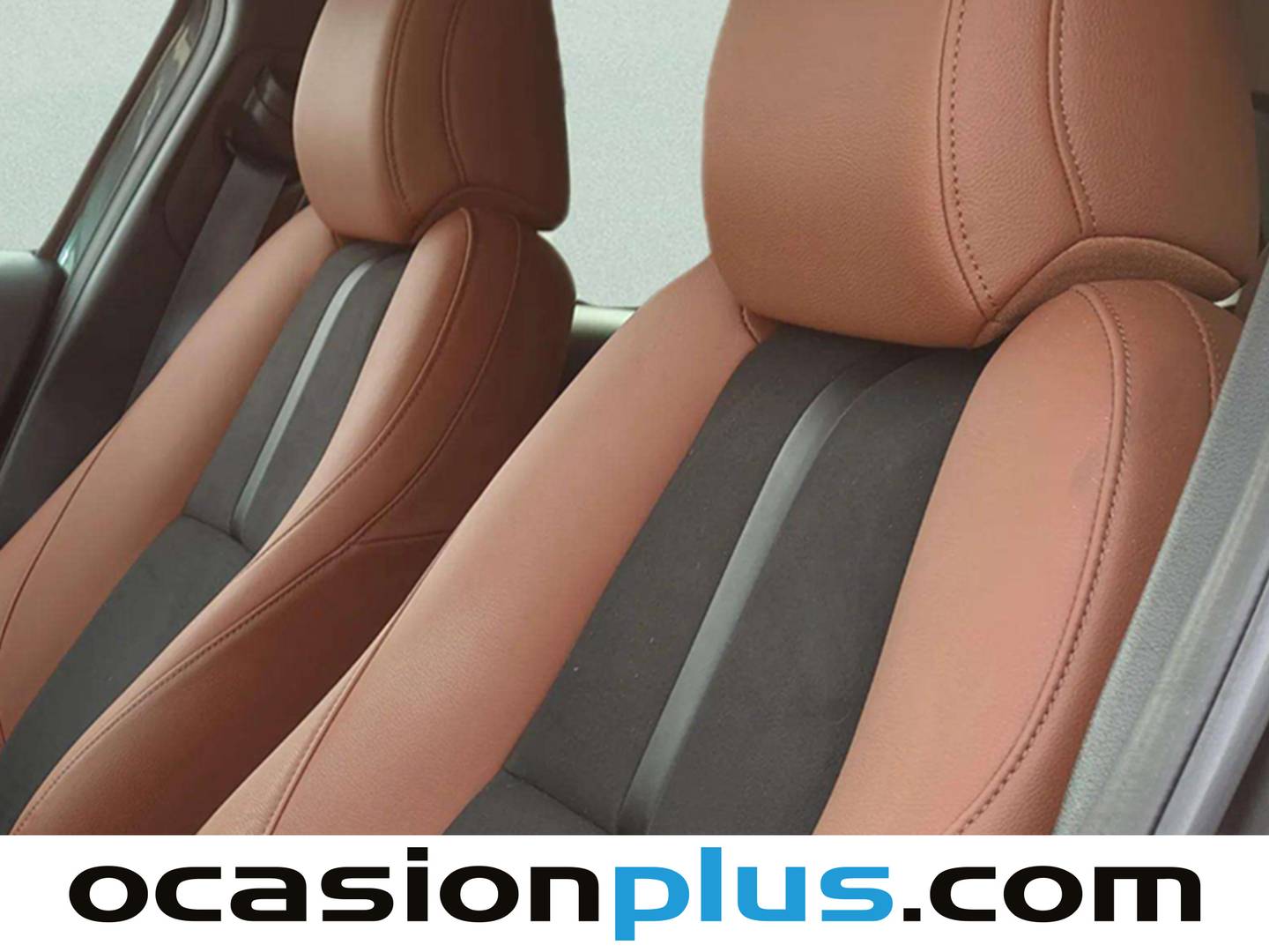 Extras y acabados del Mazda CX-30 Mazda CX-30 e-SKYACTIV X MHEV Nagisa AT (186 CV)