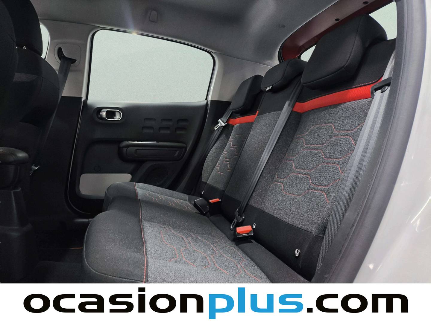 Foto asientos traseros Citroën C3 Citroën C3 PureTech 82 Feel (83 CV)