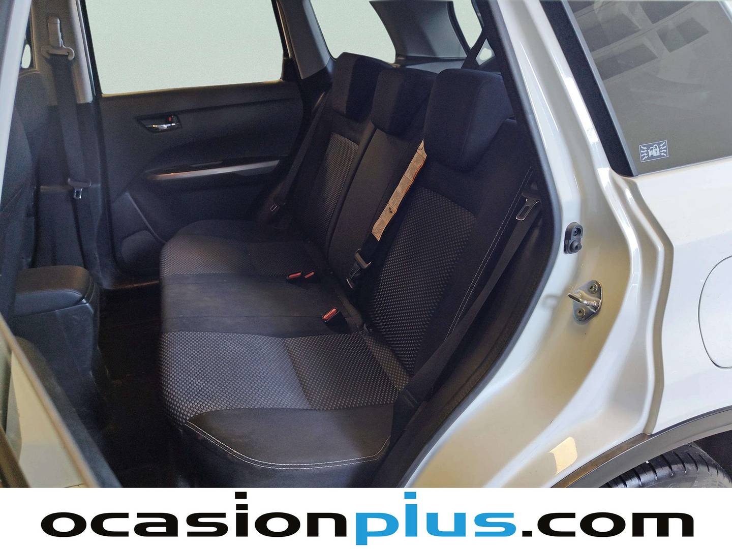 Foto Suzuki Vitara Suzuki Vitara 1.0 T GLE (111 CV)