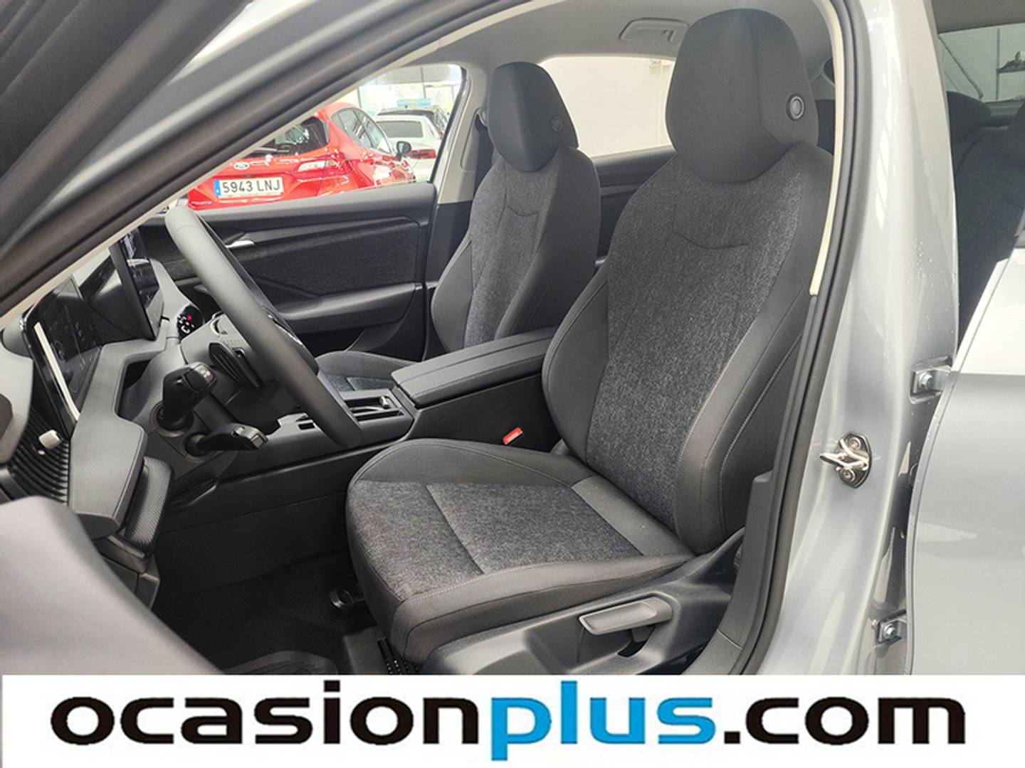 Foto Skoda Superb Skoda Superb 1.5 TSI m-HEV Essence DSG (150 CV)