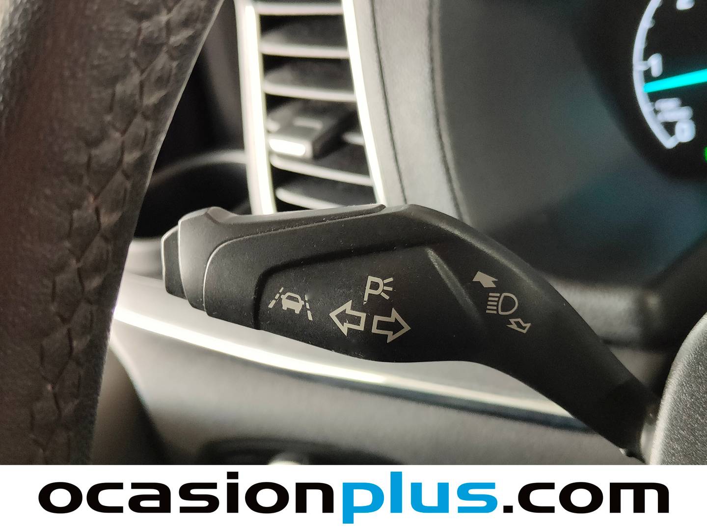 Ford Tourneo Custom Ford Tourneo Custom 2.0 Ecoblue L1 Titanium Auto (130 CV) 9 Plazas de segunda mano