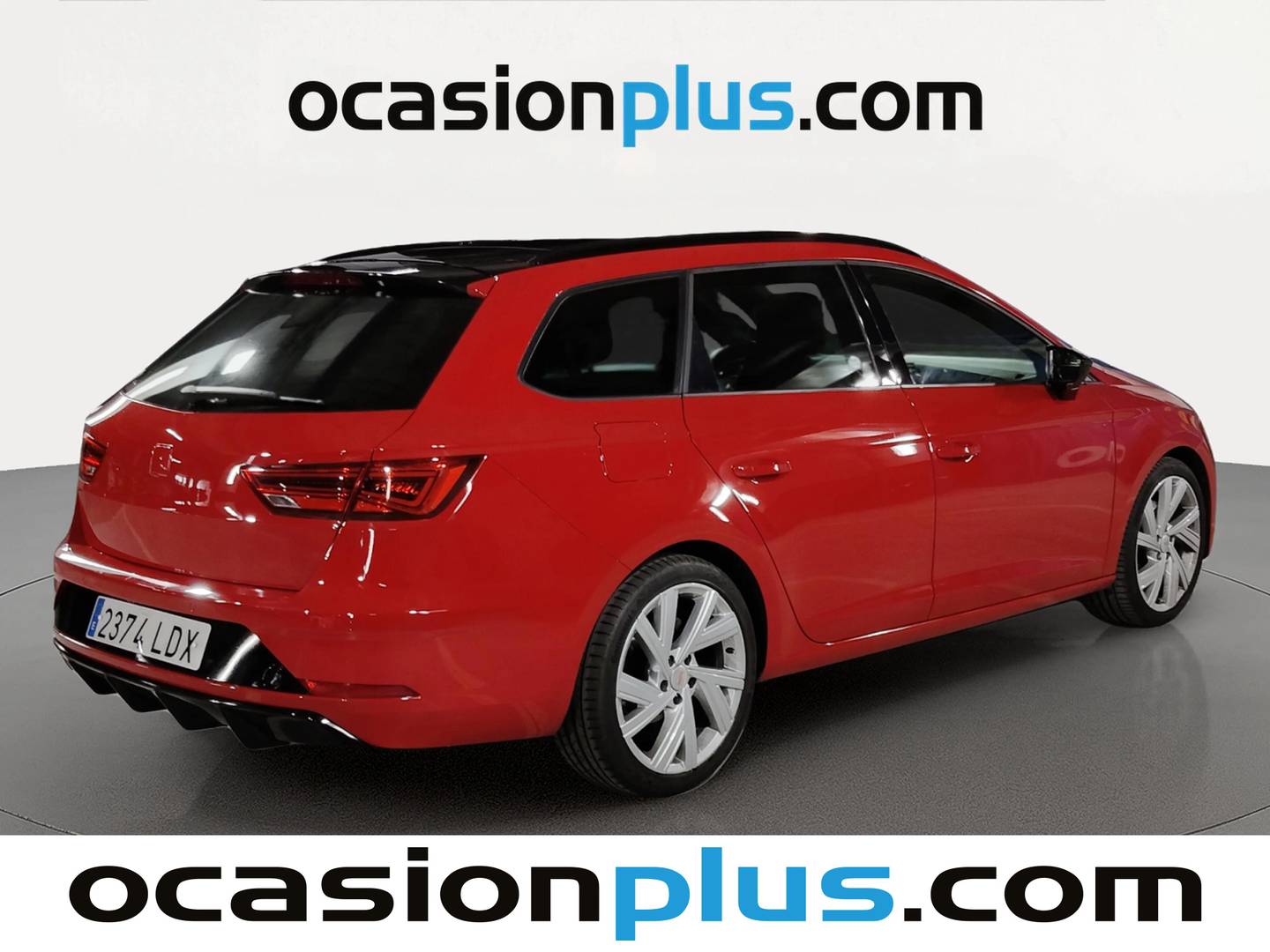 Foto trasera Seat León ST Seat León ST 1.5 EcoTSI S&S FR Fast Edition DSG (150 CV) derecha