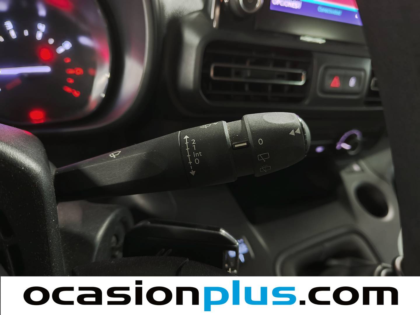 Citroën Berlingo Citroën Berlingo Combi PureTech 110 S&S Talla M Feel (110 CV) seminuevo