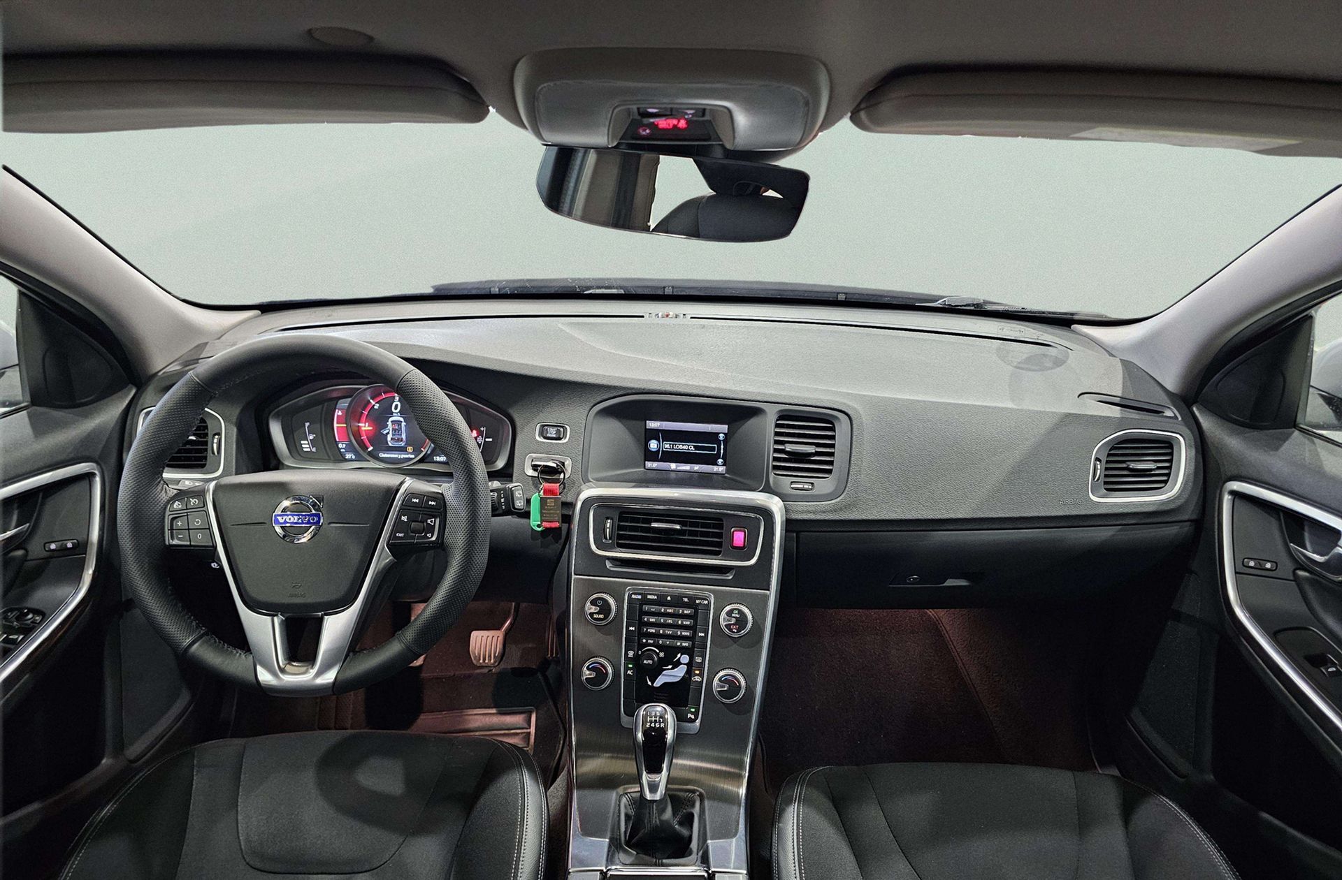 Volvo V60 D2 Momentum - foto 6