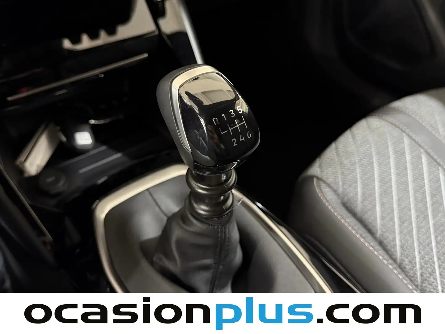 Foto Peugeot 2008 Peugeot 2008 PureTech 100 S&S Allure (100 CV)