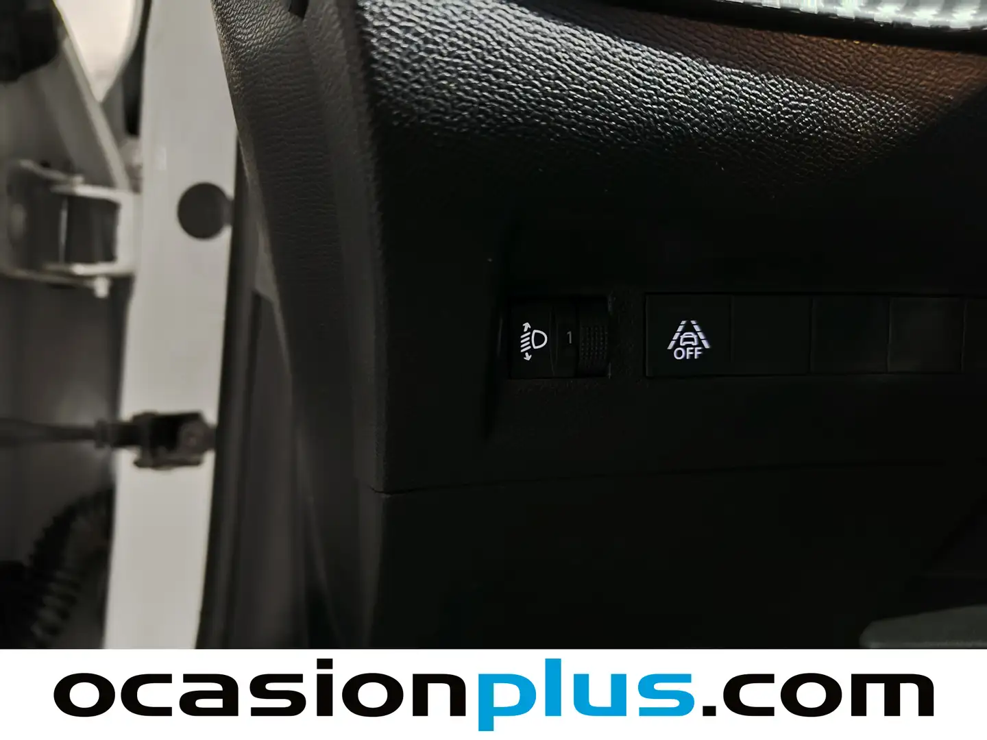 Foto Peugeot 208 Peugeot 208 BlueHDi 100 Active  (100 CV)