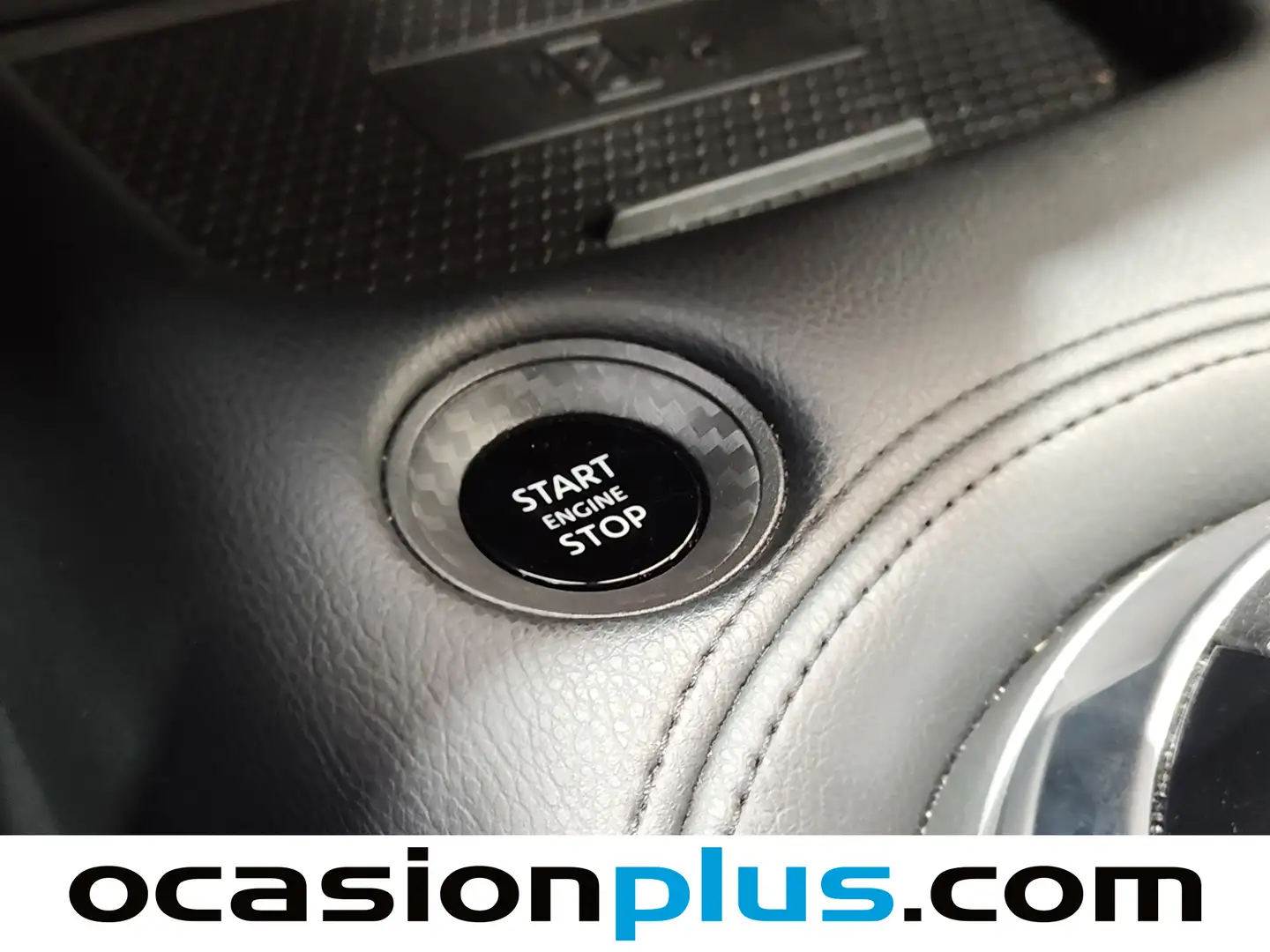 Foto Nissan JUKE Nissan Juke DIG-T N-Connecta 4x2 DCT (114 CV)