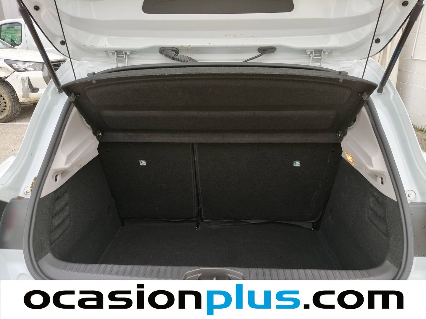 Fotos maletero Renault Clio Renault Clio Business SCe (65 CV)