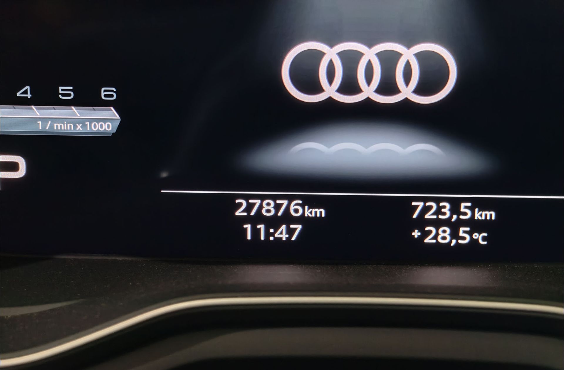 Audi A4 S line 35 TDI S tronic - foto 9