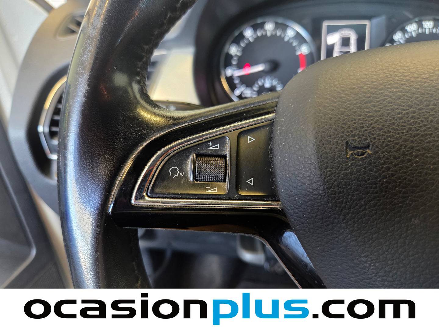 Skoda Fabia Skoda Fabia 1.0 MPI Like (75 CV) seminuevo