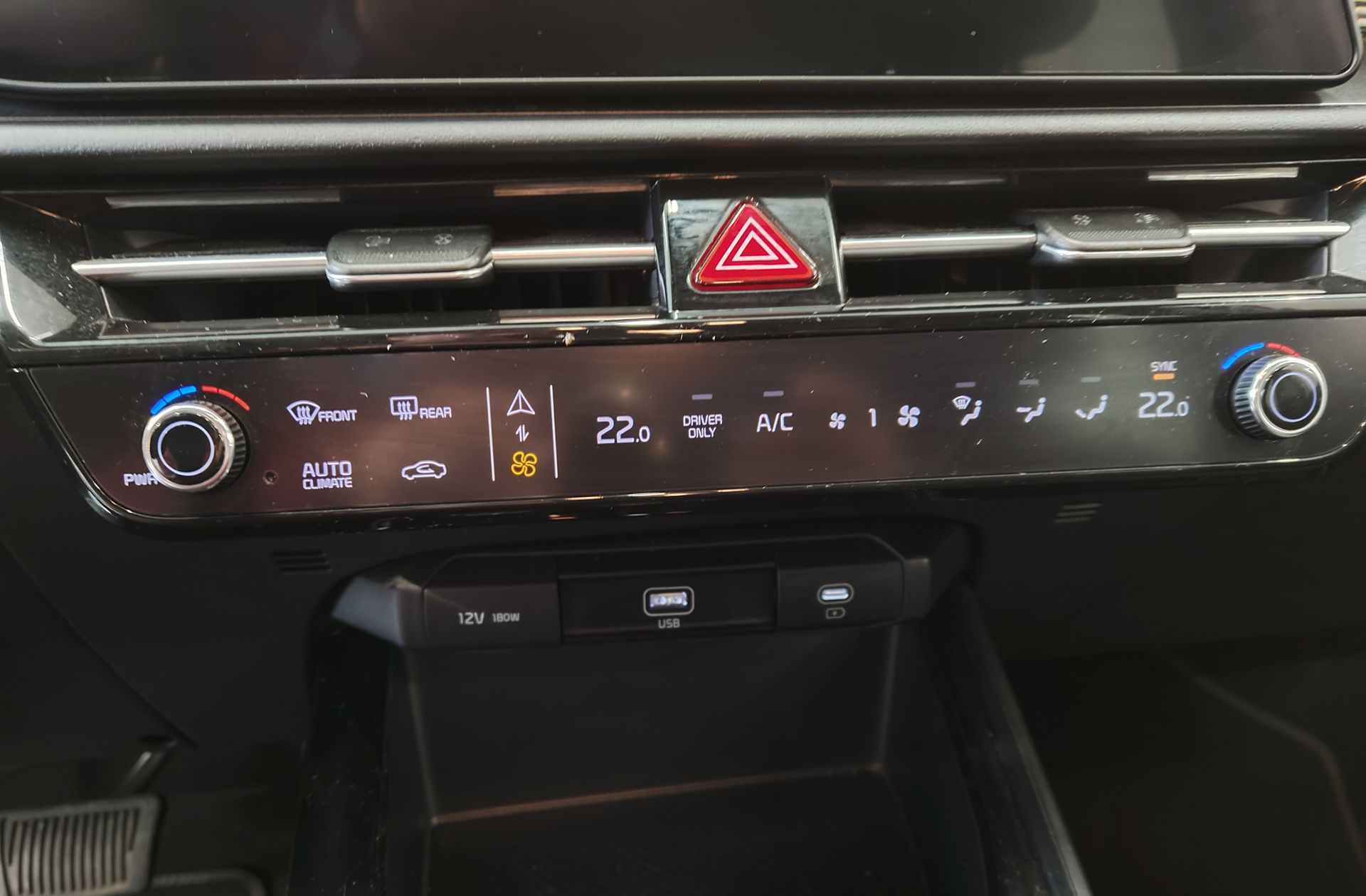 Kia Niro 1.6 GDi HEV Drive - foto 29