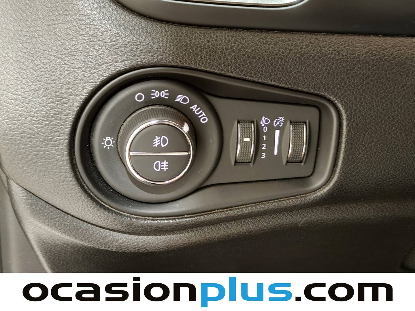 Jeep Renegade Jeep Renegade 1.6 Multijet Limited 4x2 DDCT (120 CV) de segunda mano