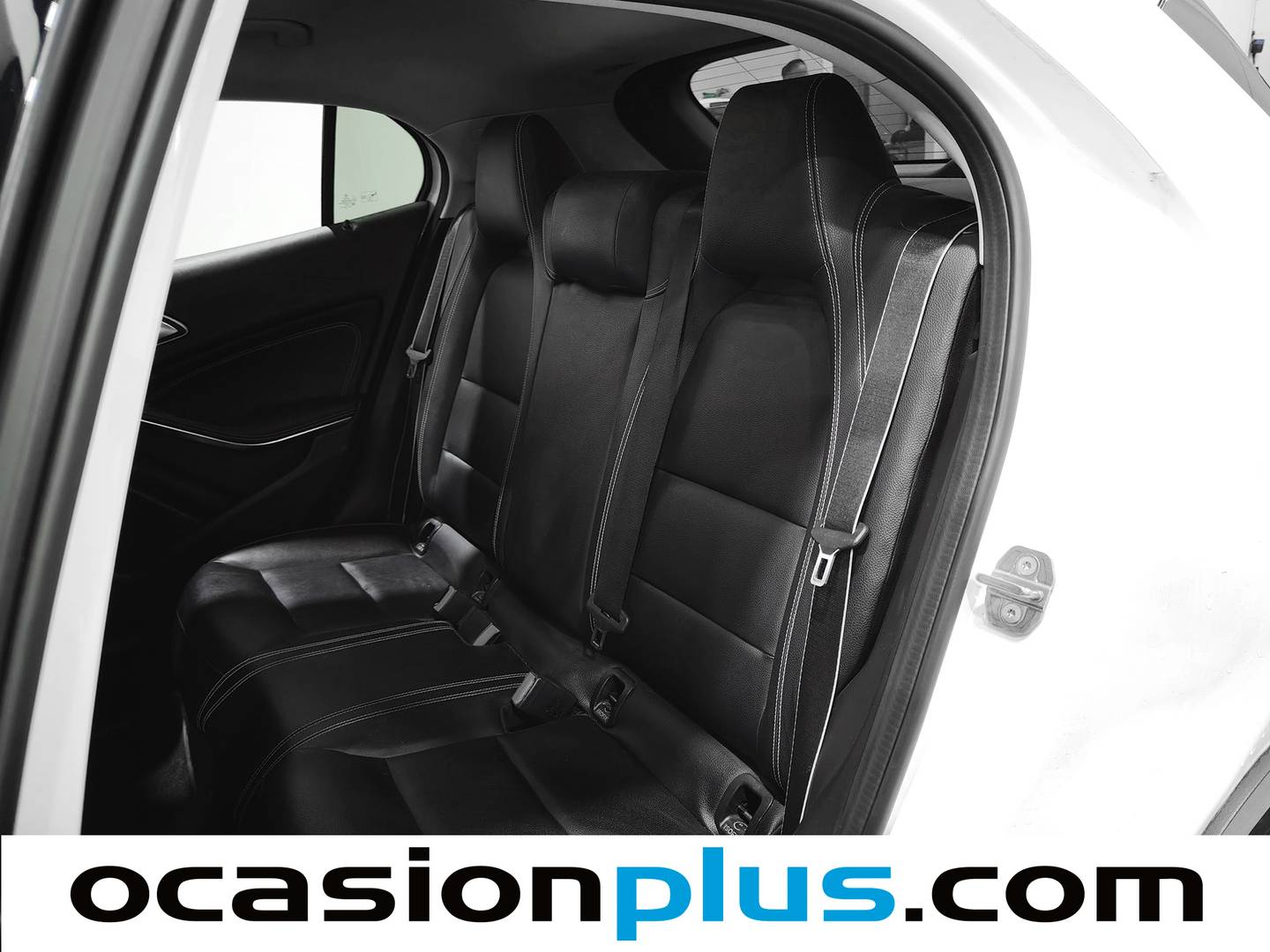 Foto Mercedes GLA Mercedes-Benz GLA GLA 180 (122 CV) Pack AMG