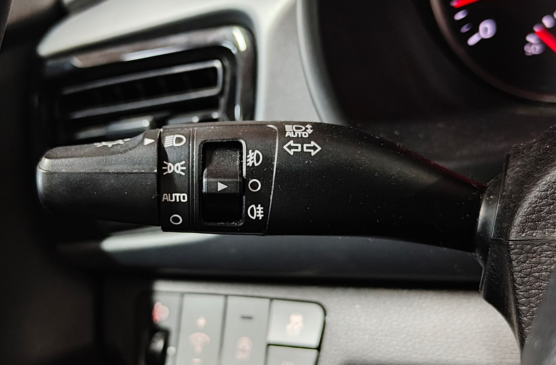 Kia Rio 1.2 DPi Drive - foto 27