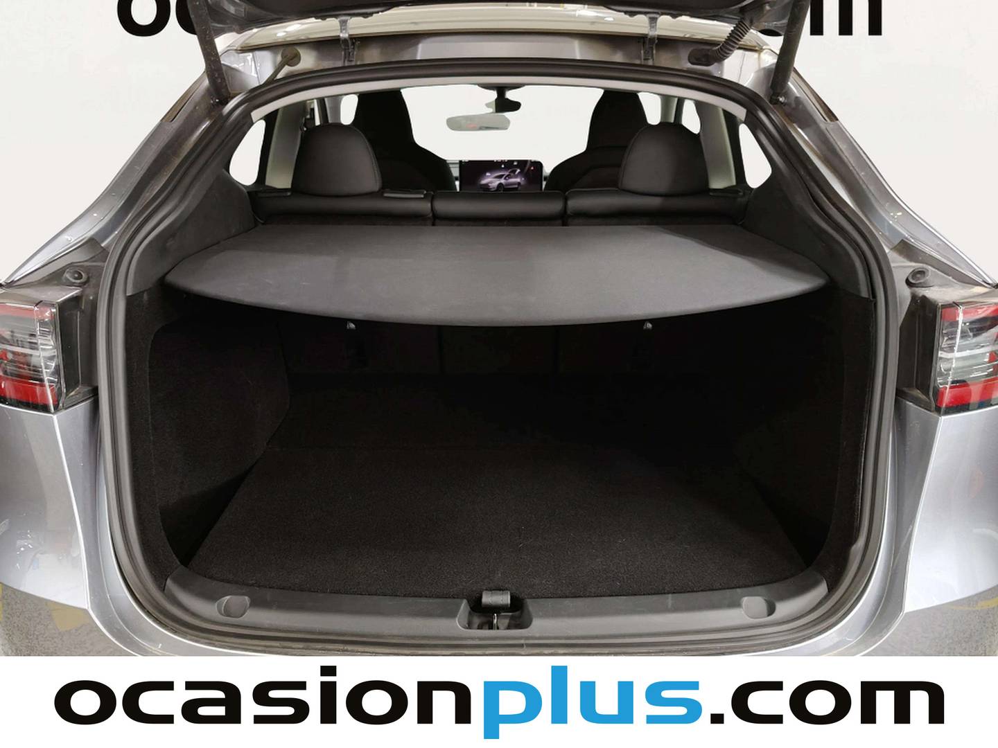 Foto Tesla Model Y Tesla Model Y Autonomía 4WD (514 CV) siete plazas