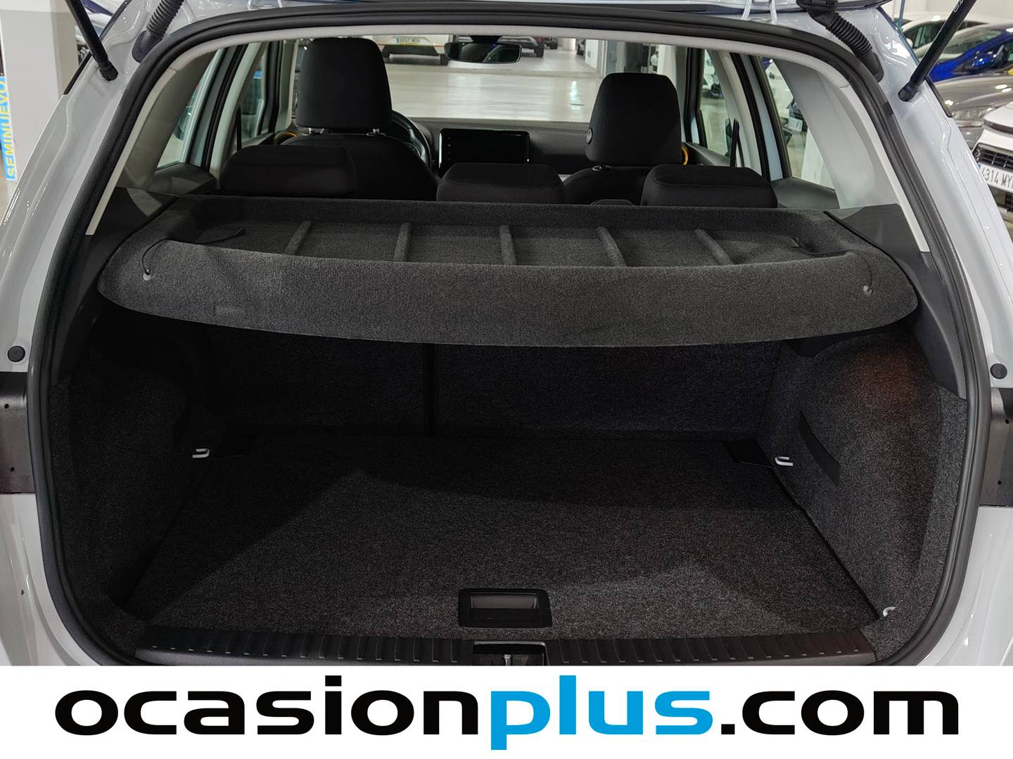 Fotos maletero Seat Arona SEAT Arona 1.0 TSI Style XM DSG (110 CV)