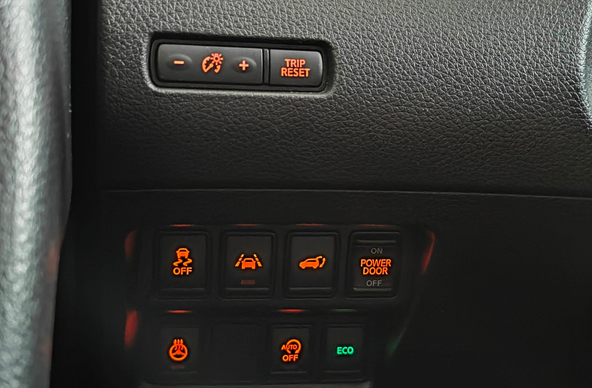 Nissan X-Trail DIG-T 160 N-Connecta 4x2 DCT - foto 39