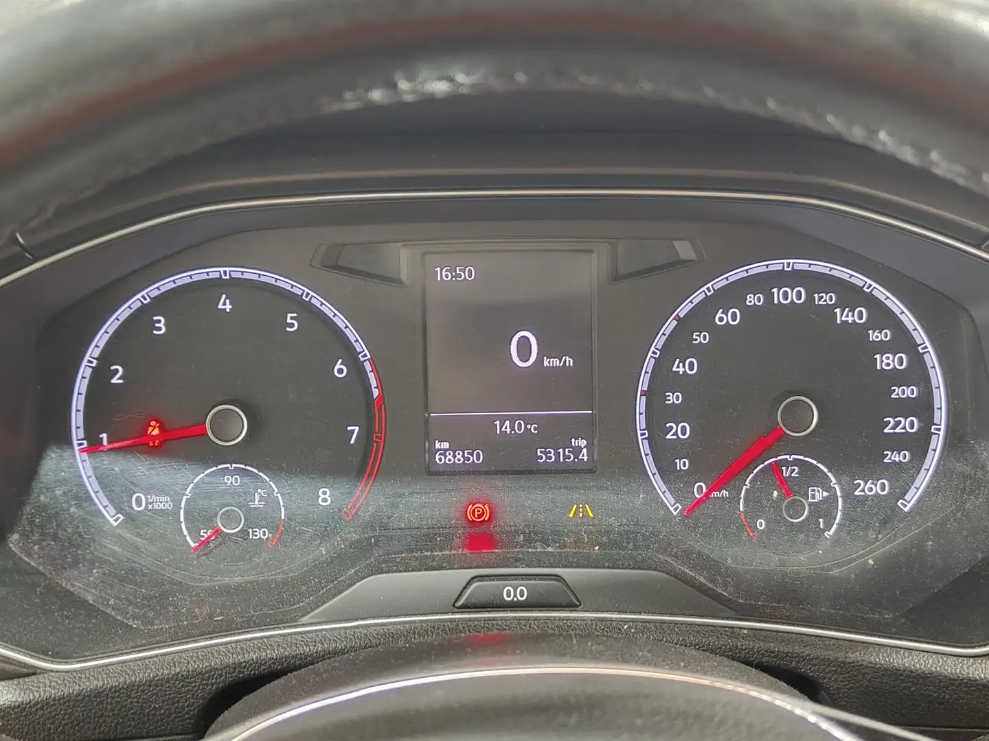 Foto Volkswagen T-Roc Volkswagen T-Roc Advance Style 1.0 TSI  (115 CV)