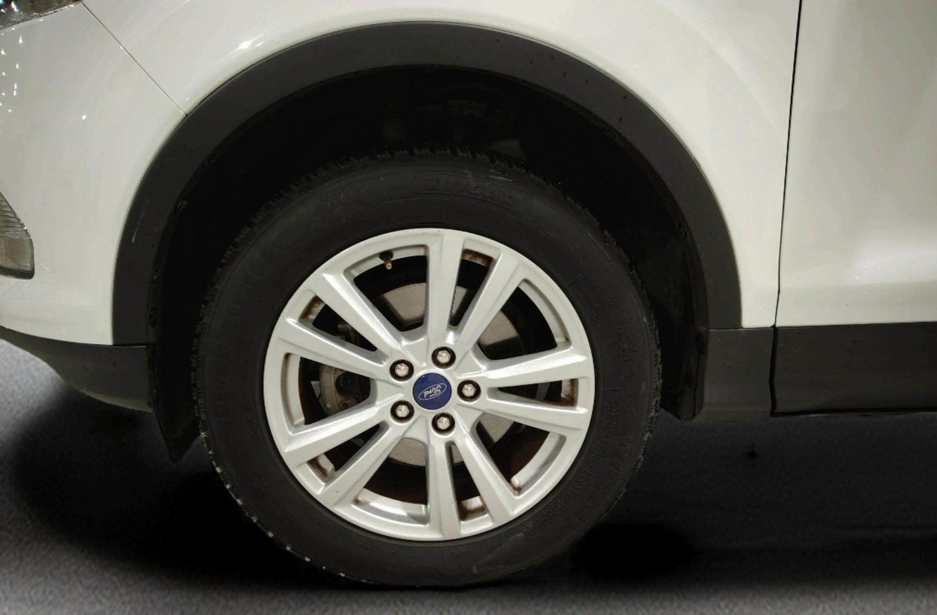Ford Kuga 1.5 EcoBoost Trend 4x2 - foto 33