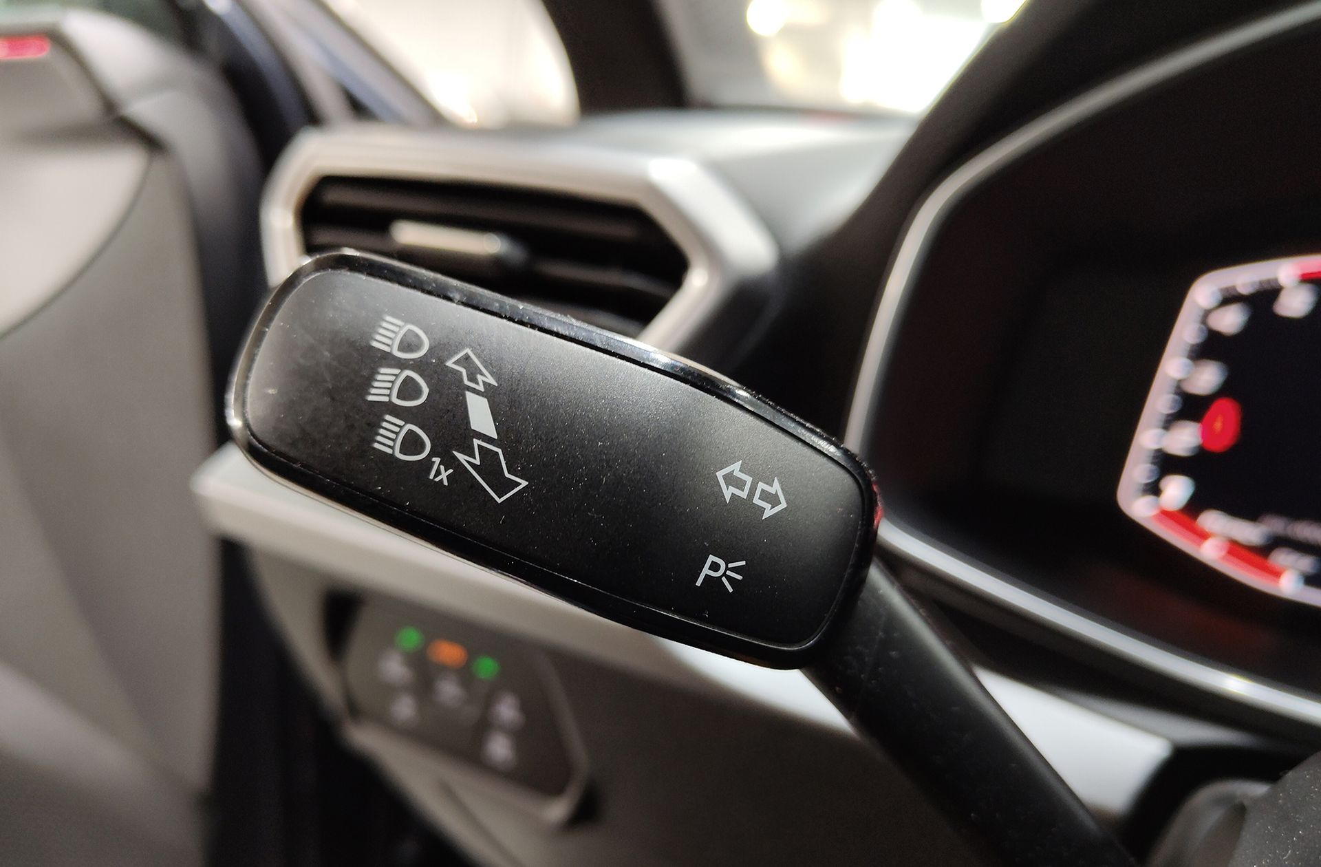 SEAT León 2.0 TDI FR Go L DSG - foto 27