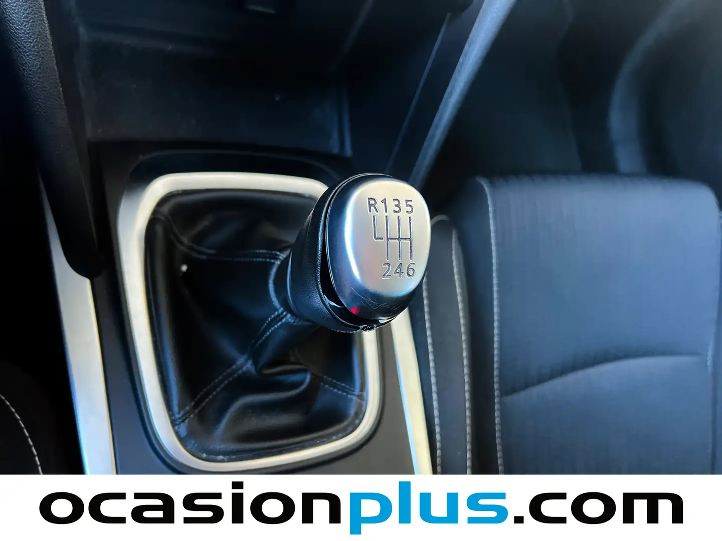 Foto Renault Mégane Renault Megane Sport Tourer Zen TCe (140 CV) GPF