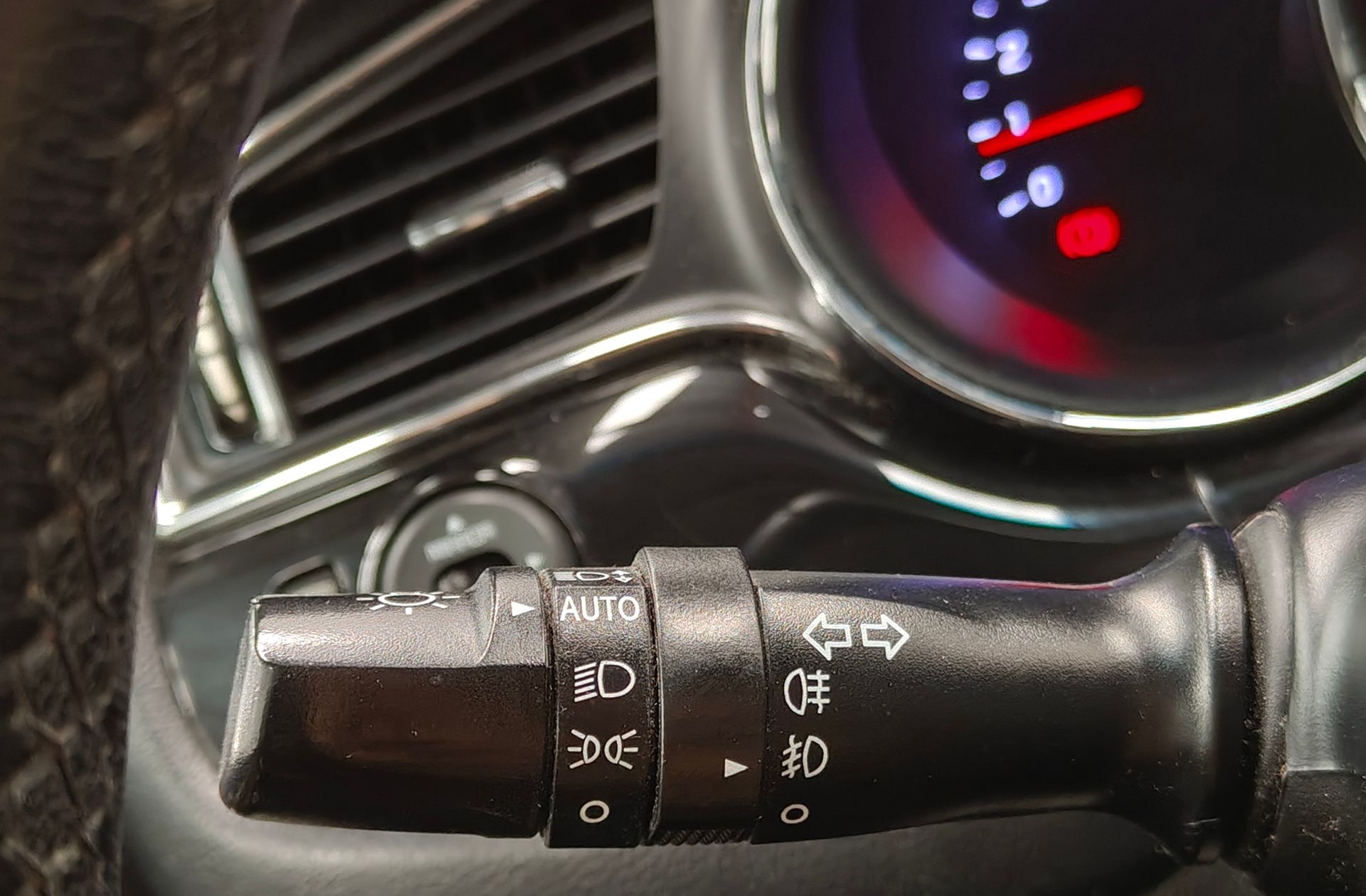 Kia Ceed 1.6 CRDi VGT x-Tech17 - foto 23