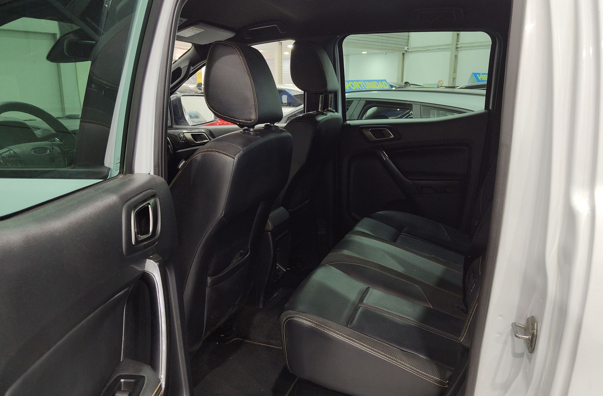 Ford Ranger Pickup 2.0 EcoBlue Doble Cabina Wildtrack 4x4 - foto 17