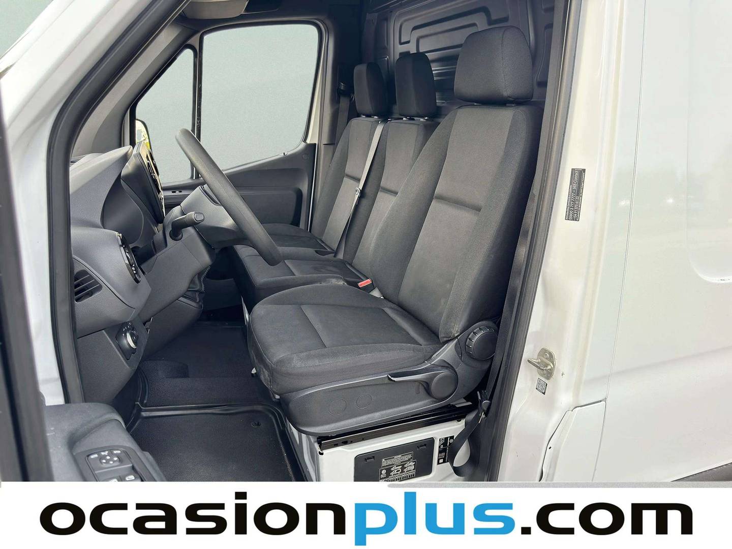 Foto Mercedes Sprinter Mercedes-Benz Sprinter Furgón 315 CDI MEDIO 3.5T T. ALTO (150 CV)