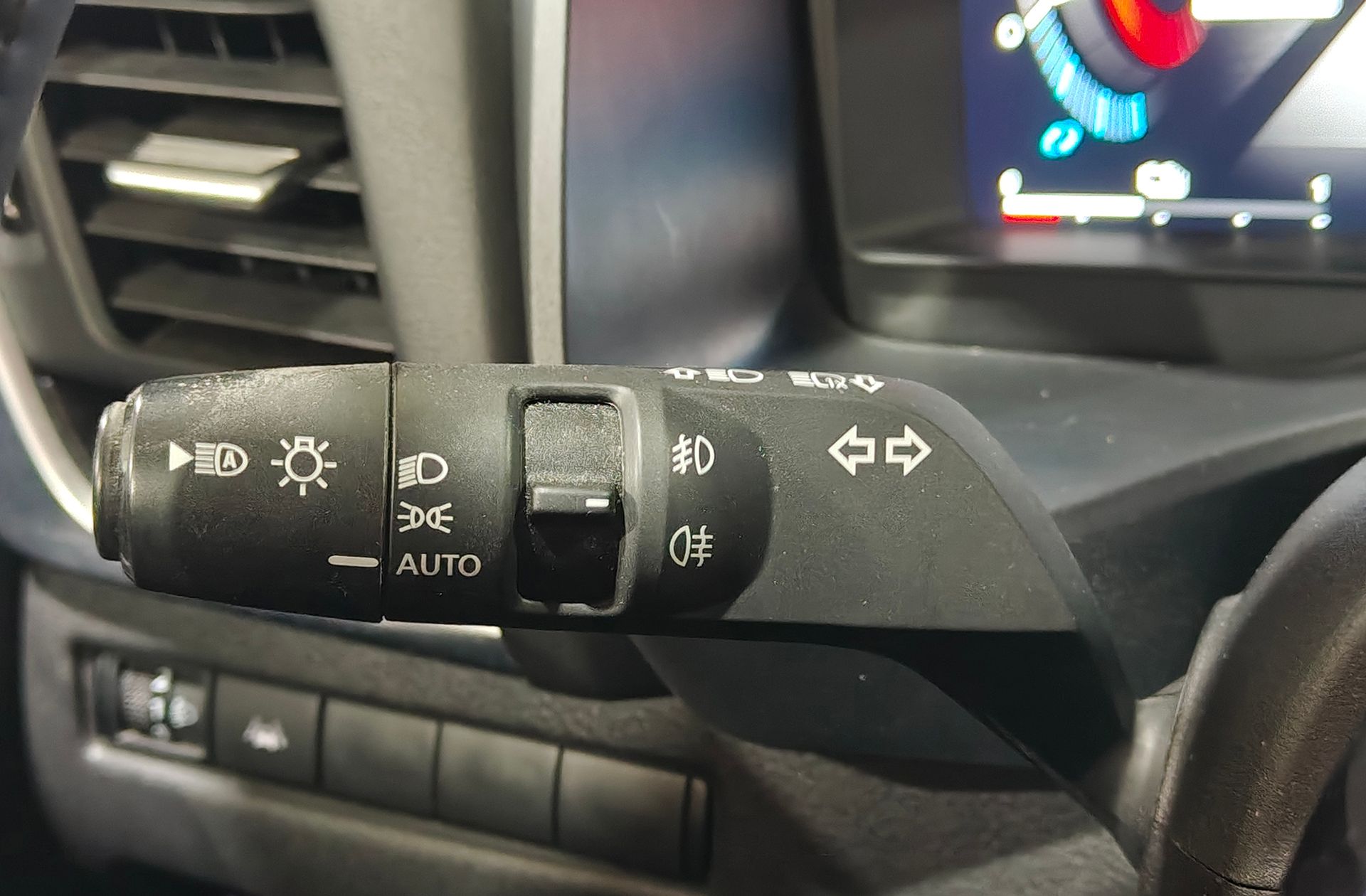Nissan Qashqai E-POWER N-Connecta - foto 28