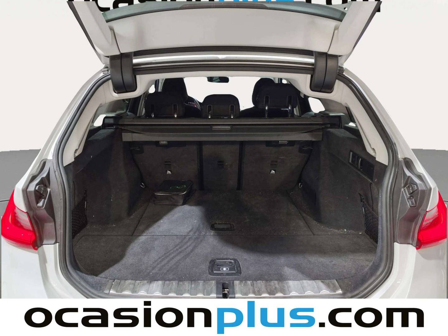 Foto BMW Serie 3 BMW Serie 3 318d Touring (150 CV)