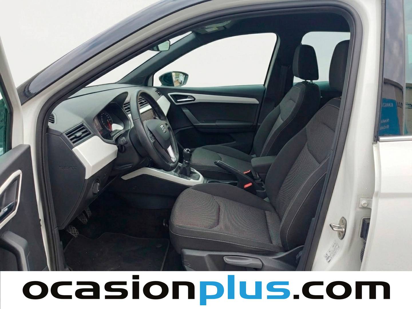 Foto asientos delanteros Seat Arona SEAT Arona 1.0 TSI Ecomotive Xcellence Edition (115 CV)
