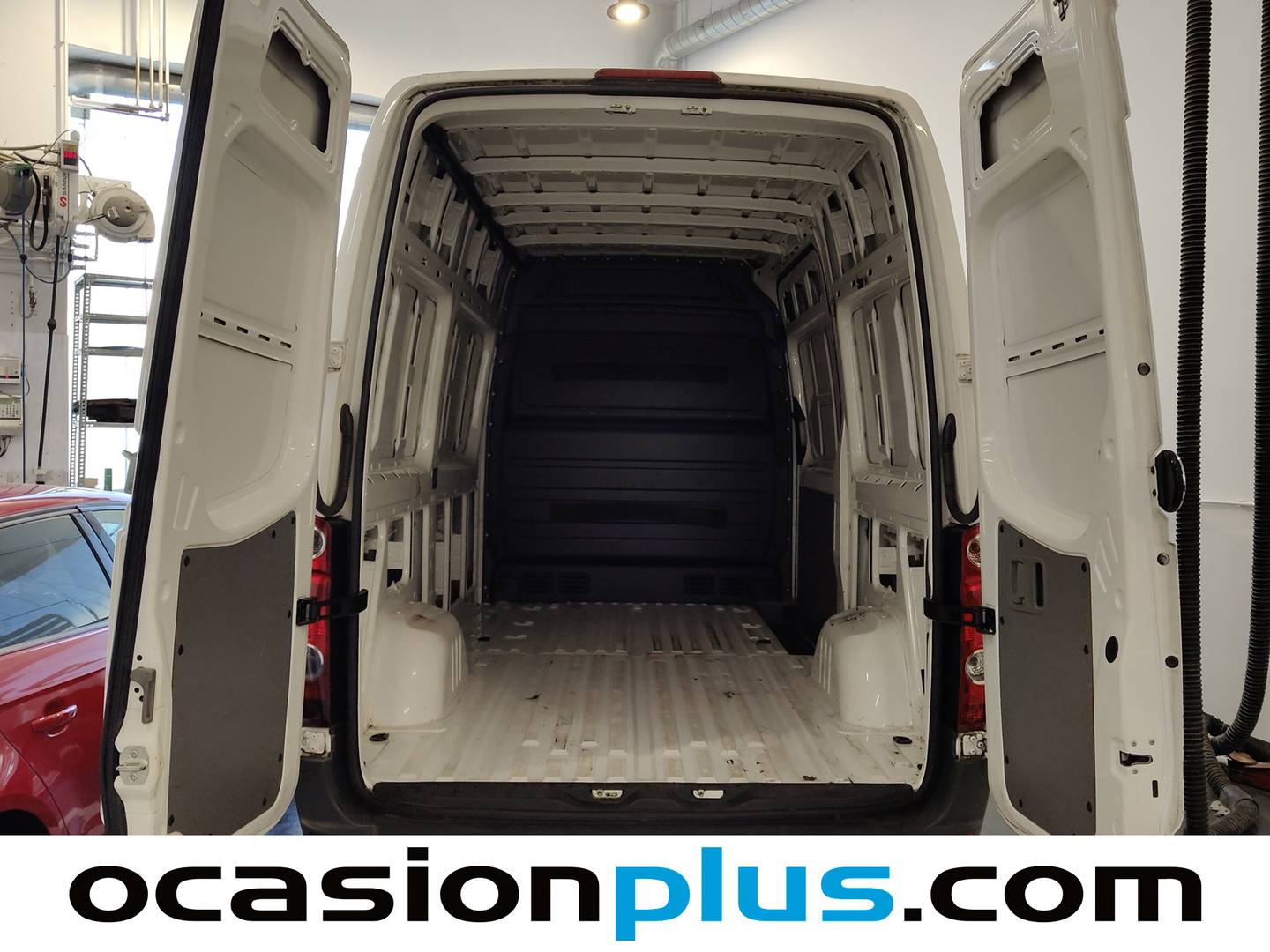 Foto asientos traseros Volkswagen Crafter Volkswagen Crafter Furgon Batalla Media TN 2.0 TDI BMT (109 CV) 3.000